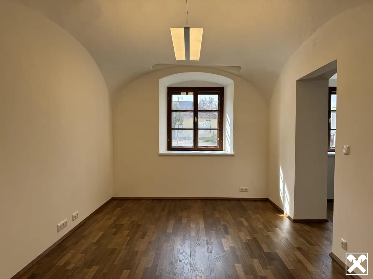 2-Zimmer-Gewerbeimmobilie mieten in Zwettl – 55 m², € 520 – Bild 2 von 6