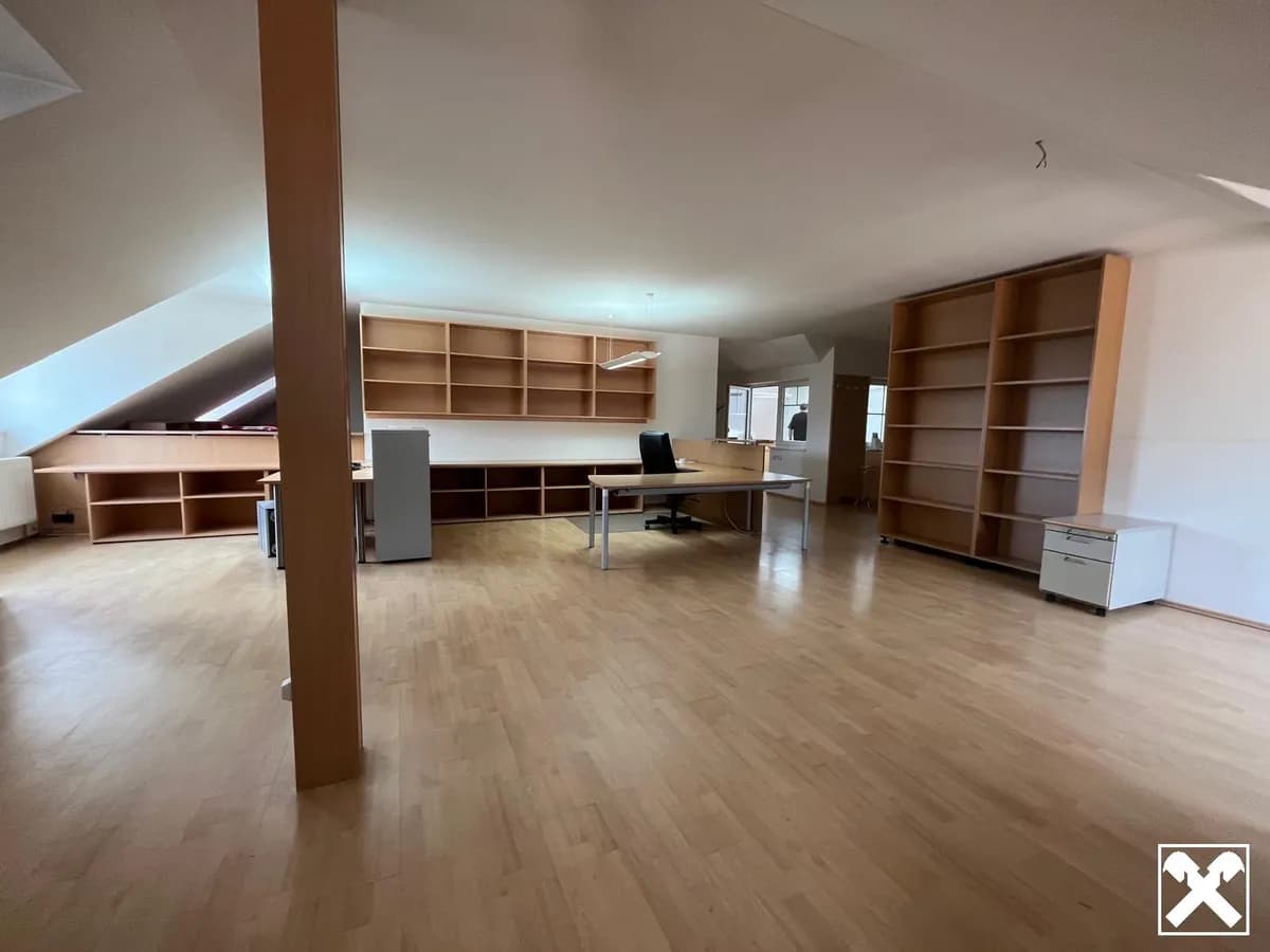 3-Zimmer-Gewerbeimmobilie mieten in Zwettl – 159 m², € 2.135 – Bild 4 von 9