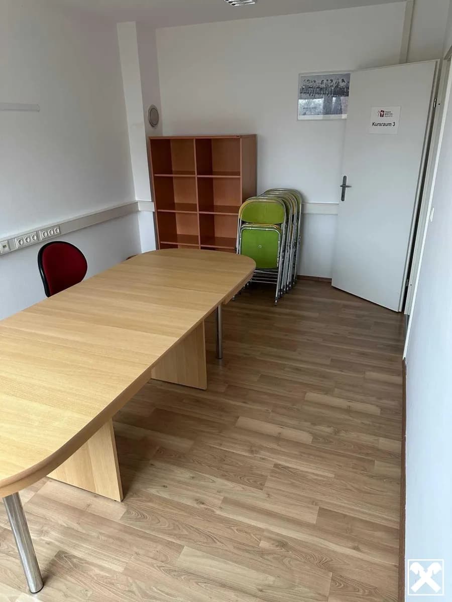 4-Zimmer-Gewerbeimmobilie mieten in Zwettl – 174 m², € 1.915 – Bild 6 von 8