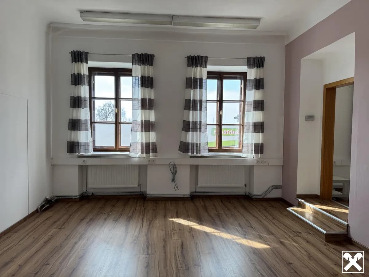 6-Zimmer-Gewerbeimmobilie mieten in Zwettl – 110 m², € 830