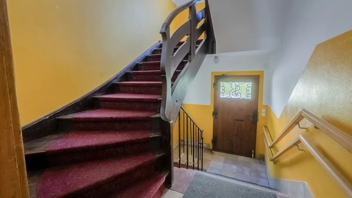 8-Zimmer-Haus kaufen in Vöcklabruck – 264 m², € 784.000 – Bild 4 von 23