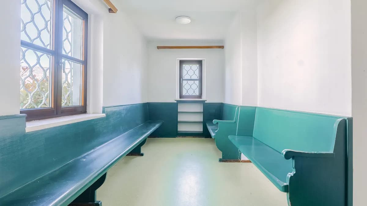 8-Zimmer-Haus kaufen in Vöcklabruck – 264 m², € 784.000 – Bild 8 von 23