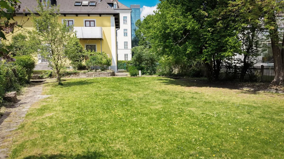 8-Zimmer-Haus kaufen in Vöcklabruck – 264 m², € 784.000 – Bild 22 von 23