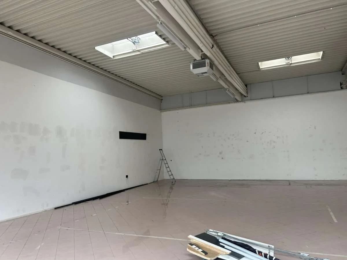 Gewerbeimmobilie mieten in Linz Land – 979 m², € 6.666 – Bild 3 von 8