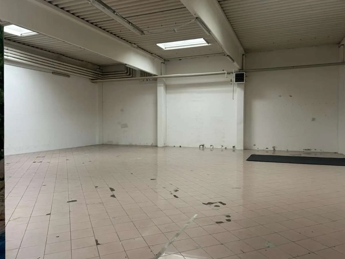 Gewerbeimmobilie mieten in Linz Land – 979 m², € 6.666 – Bild 4 von 8