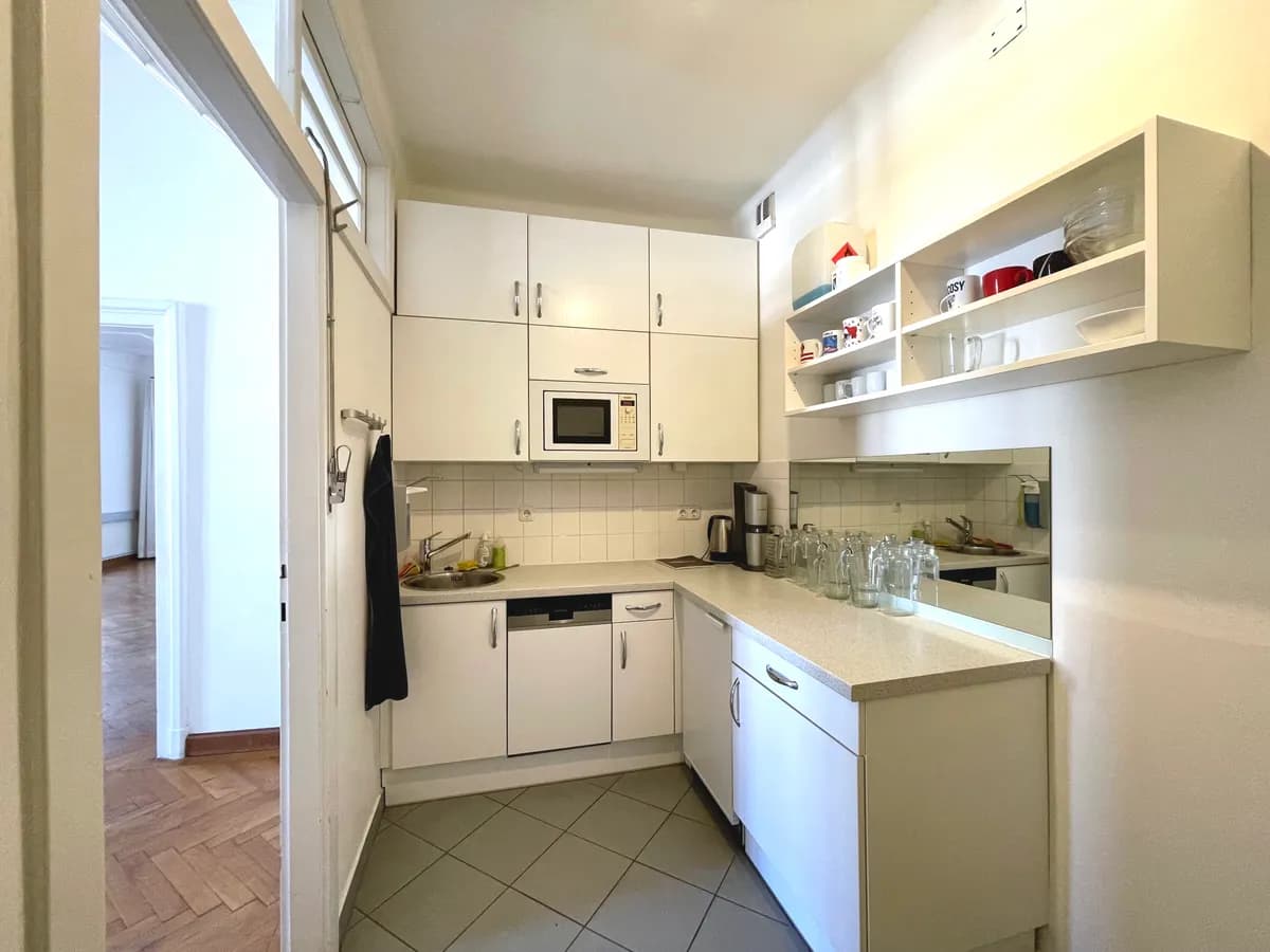 7-Zimmer-Gewerbeimmobilie mieten in Mödling – 303 m², € 3.643 – Bild 4 von 20