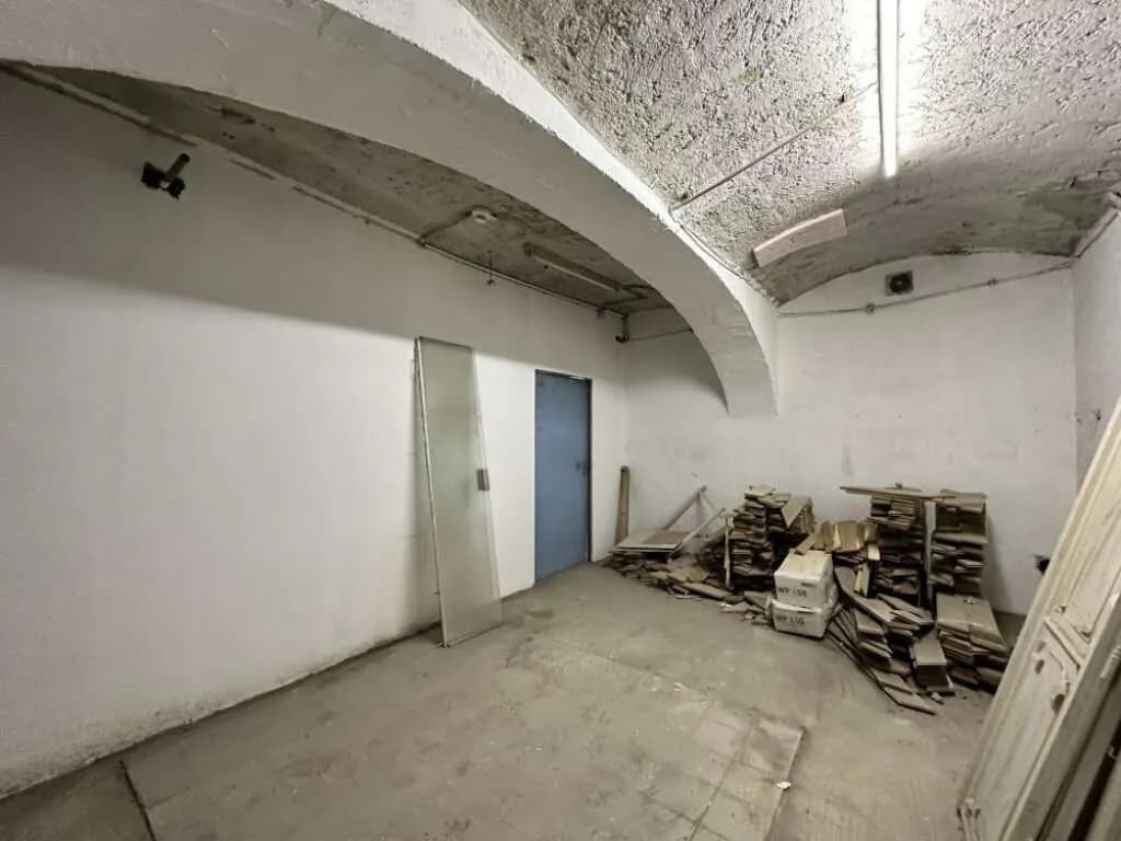 9-Zimmer-Gewerbeimmobilie mieten in Graz – 175 m², € 1.637 – Bild 8 von 17
