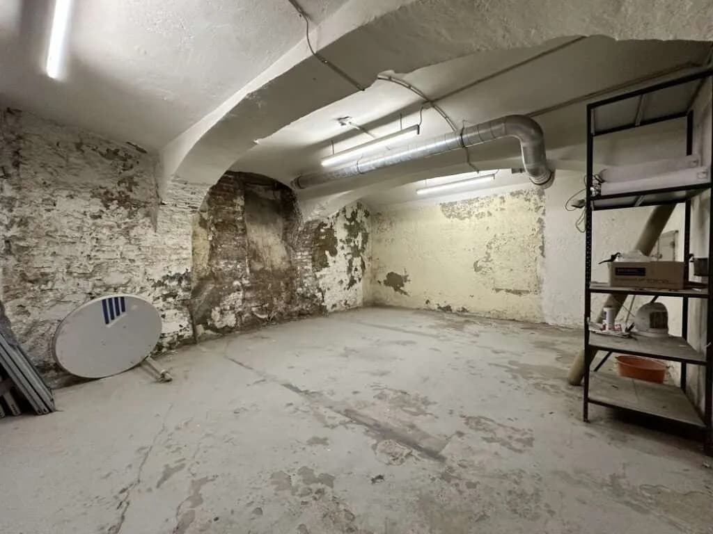 9-Zimmer-Gewerbeimmobilie mieten in Graz – 175 m², € 1.637 – Bild 9 von 17