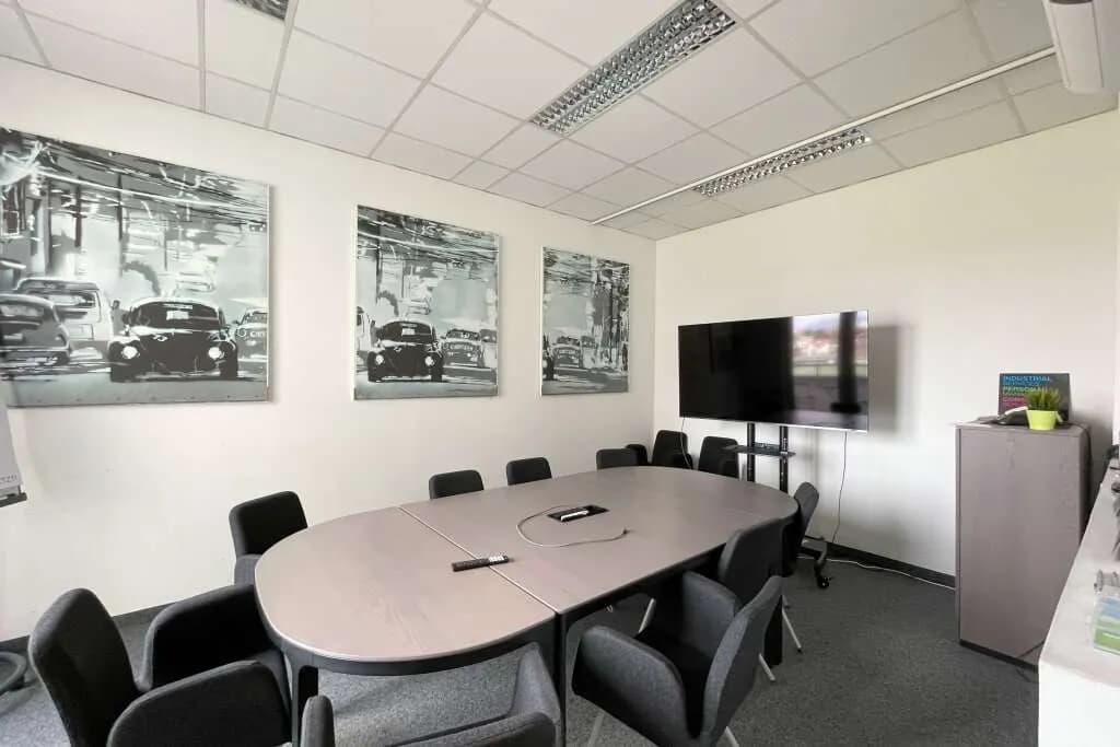 9-Zimmer-Gewerbeimmobilie mieten in Graz – 292 m² – Bild 2 von 7