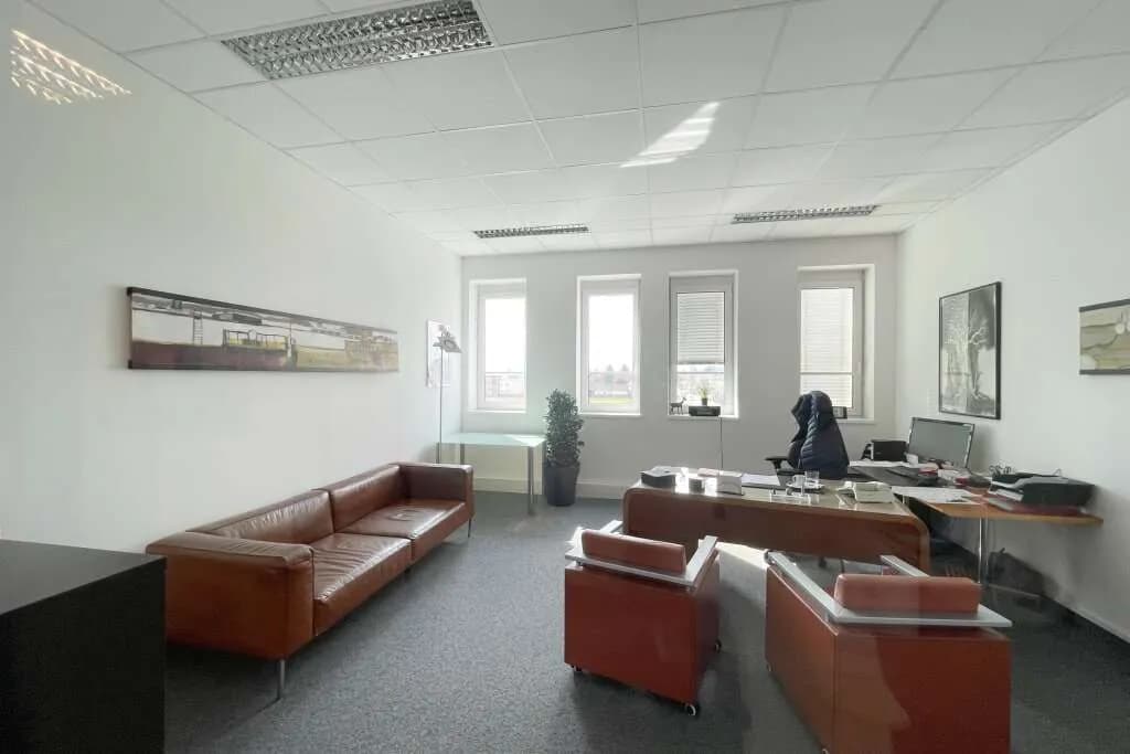 9-Zimmer-Gewerbeimmobilie mieten in Graz – 292 m² – Bild 4 von 7