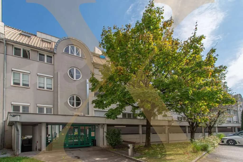 Gewerbeimmobilie mieten in Linz – 136 m², € 2.113