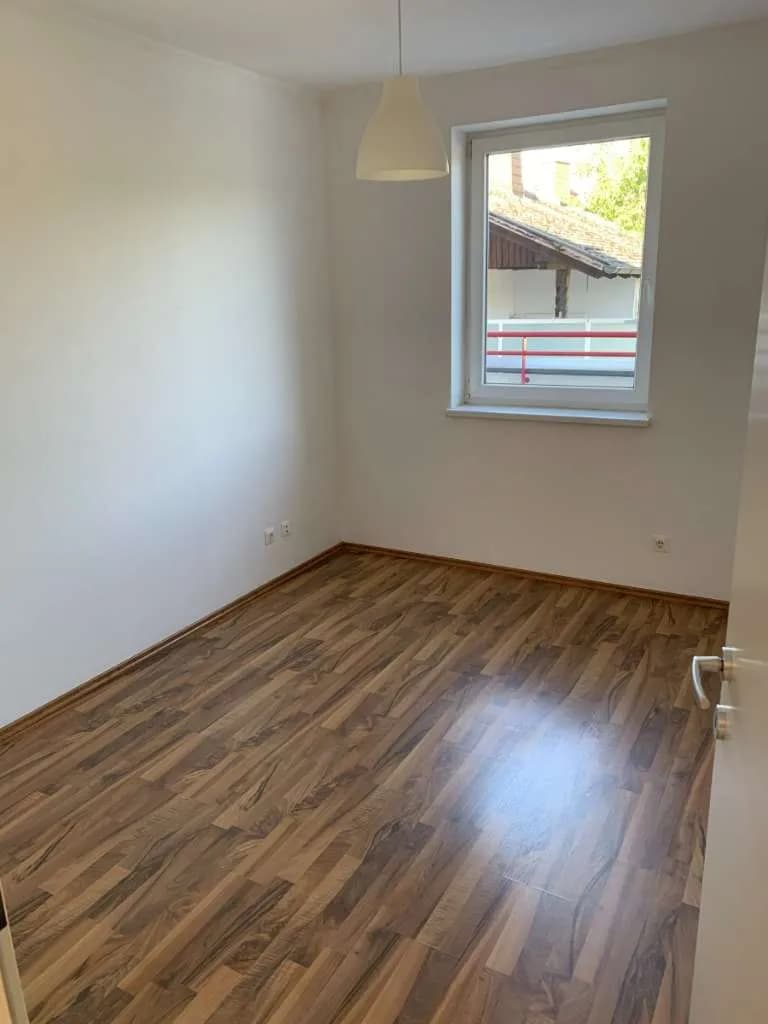 4-Zimmer-Wohnung mieten in Baden – 86 m², € 1.450 – Bild 7 von 11