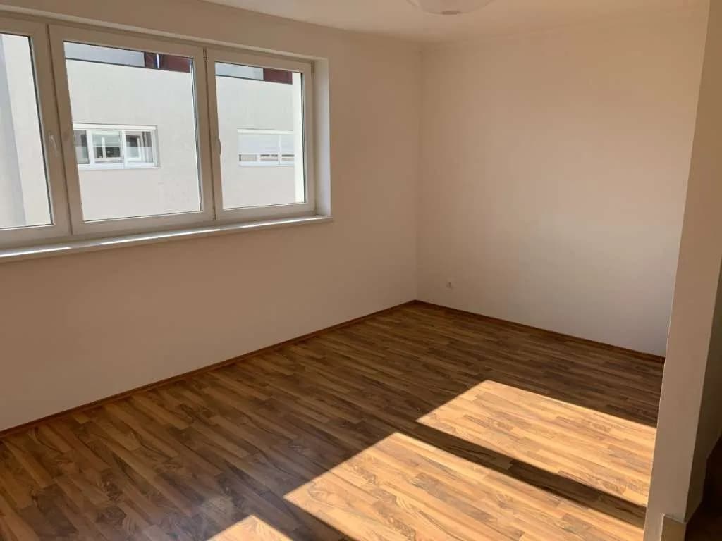 4-Zimmer-Wohnung mieten in Baden – 86 m², € 1.450 – Bild 10 von 11