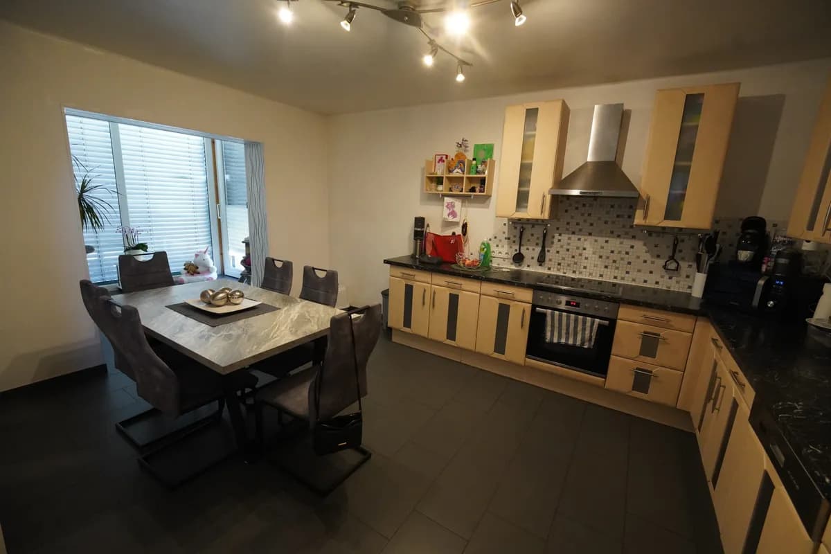 5-Zimmer-Haus kaufen in Neunkirchen – 160 m², € 349.000 – Bild 10 von 14