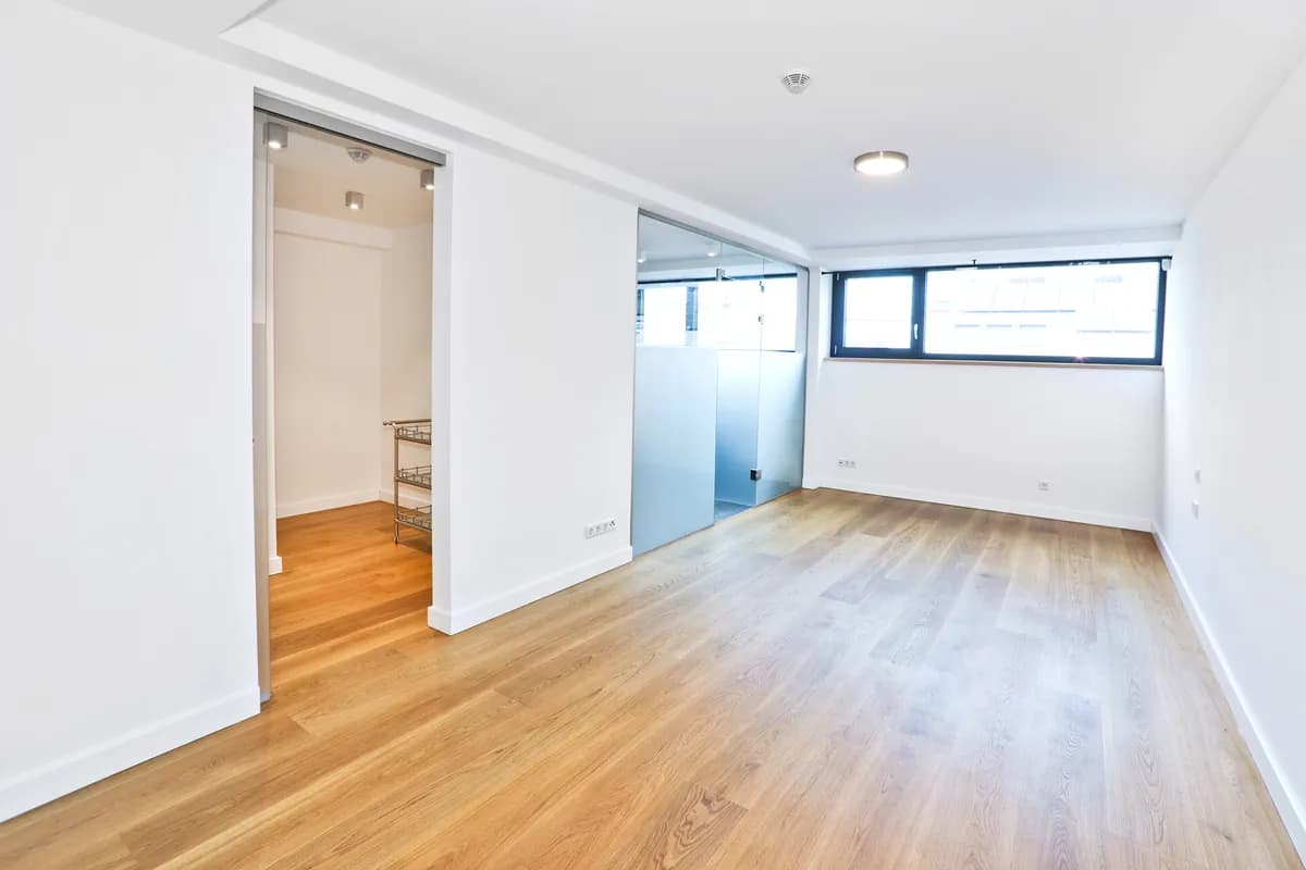 4-Zimmer-Wohnung mieten in Wien – 328,52 m², € 16.493 – Bild 15 von 27