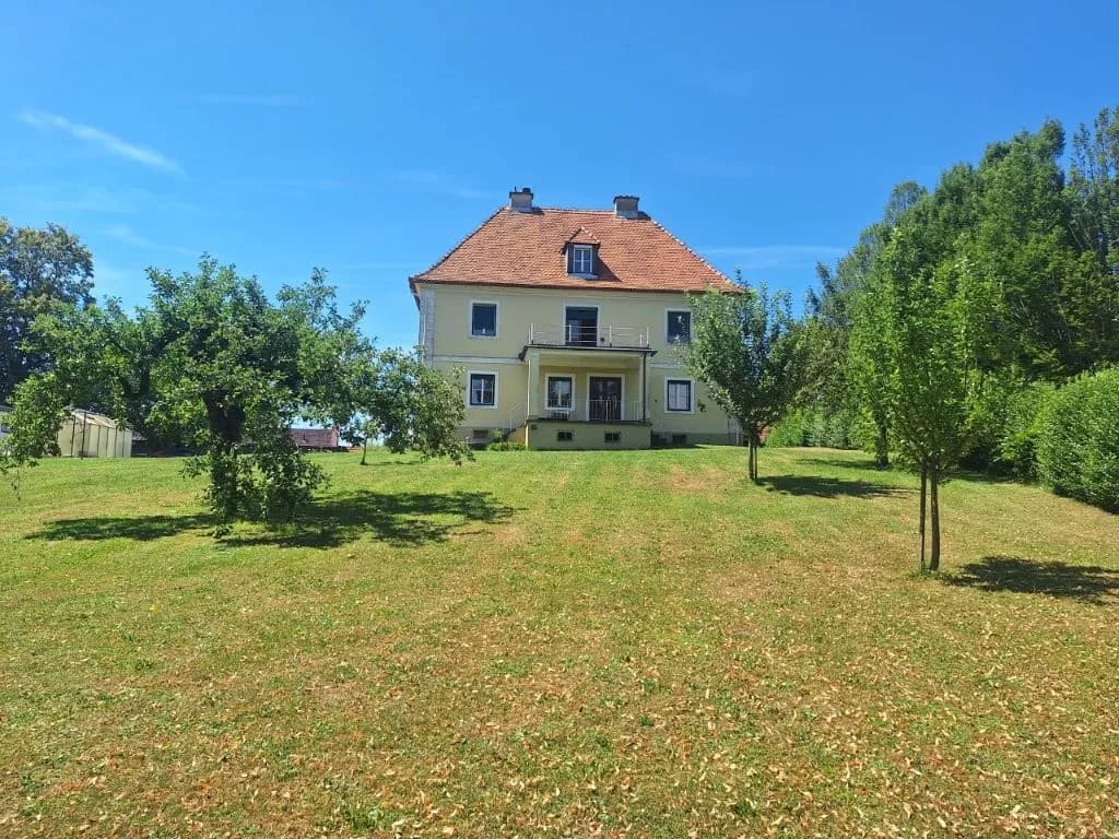 8-Zimmer-Immobilie kaufen in Südoststeiermark – 231,94 m², € 490.000
