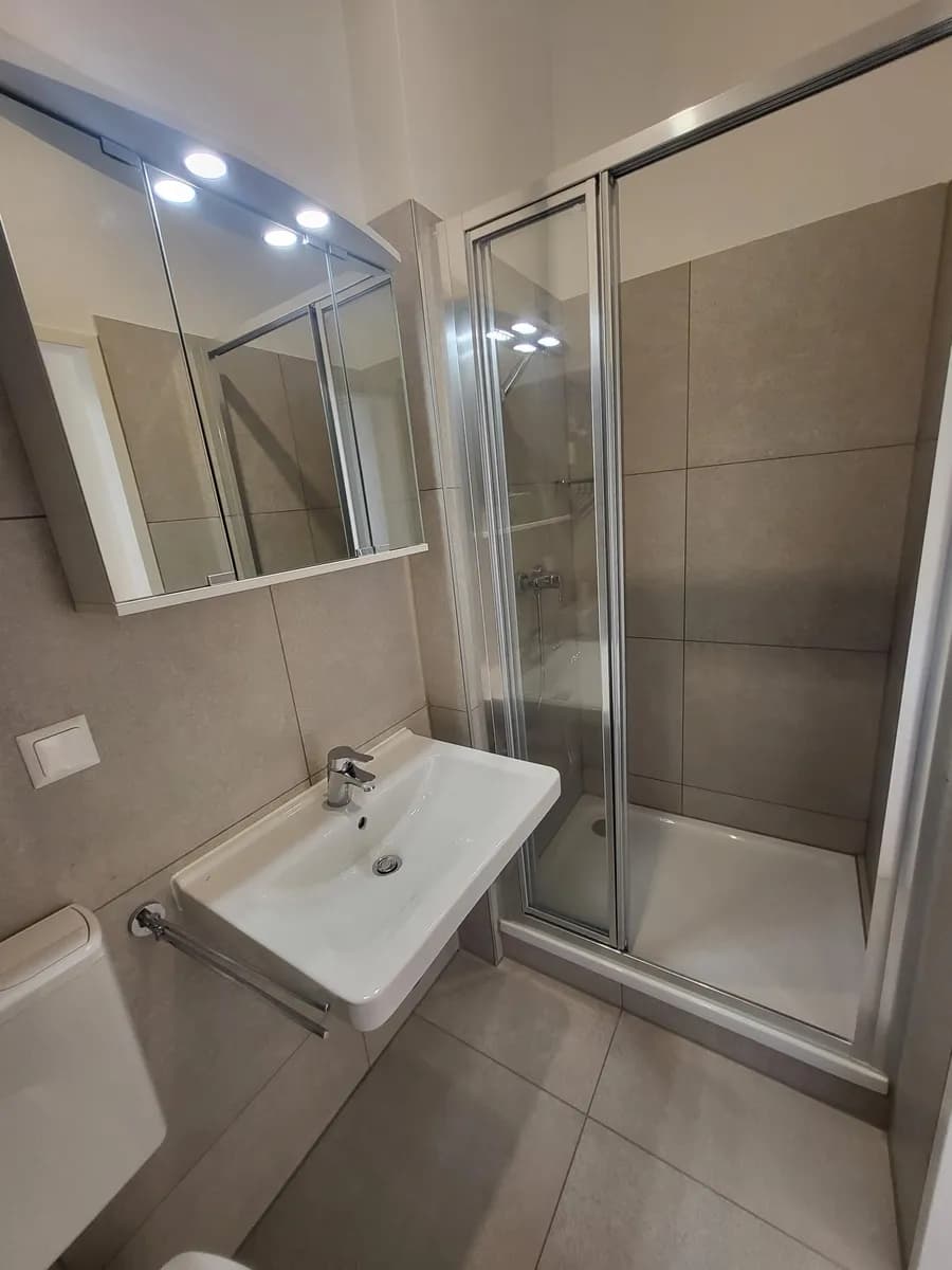 1-Zimmer-Wohnung mieten in Graz – 32 m², € 420 – Bild 7 von 8