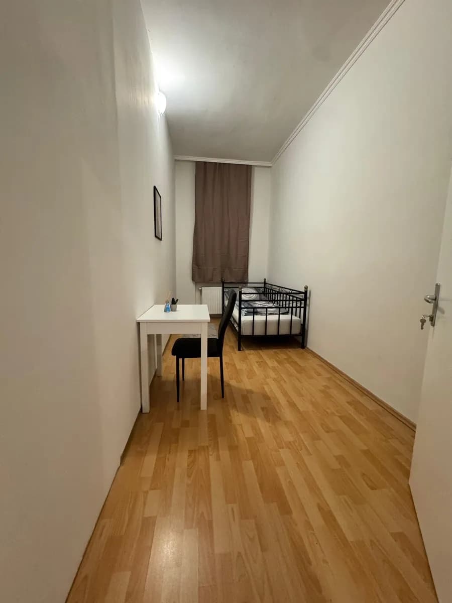 4-Zimmer-Wohnung mieten in Wien – 70 m², € 600 – Bild 8 von 8