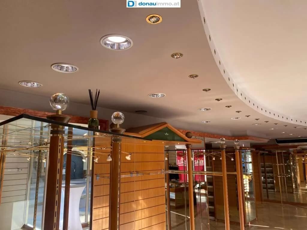 Gewerbeimmobilie mieten in Neunkirchen – 141 m², € 1.140 – Bild 4 von 17