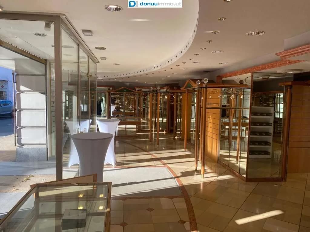Gewerbeimmobilie mieten in Neunkirchen – 141 m², € 1.140 – Bild 10 von 17