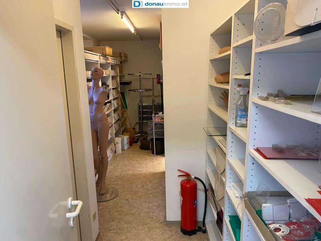 Gewerbeimmobilie mieten in Neunkirchen – 141 m², € 1.140 – Bild 14 von 17
