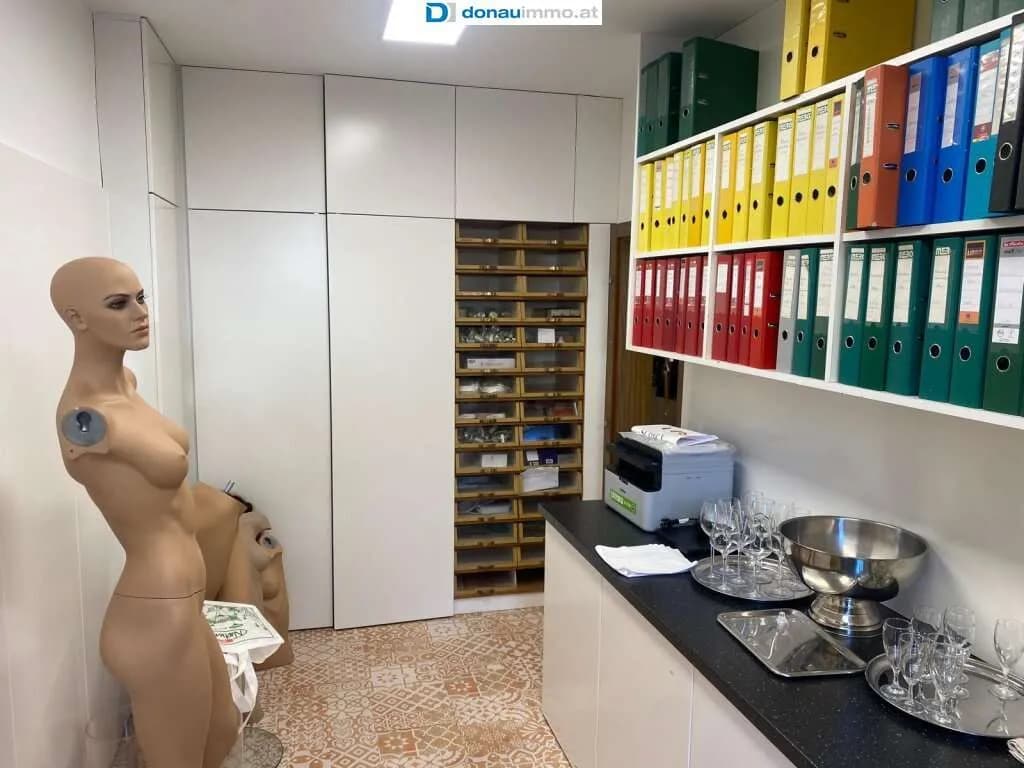 Gewerbeimmobilie mieten in Neunkirchen – 141 m², € 1.140 – Bild 15 von 17