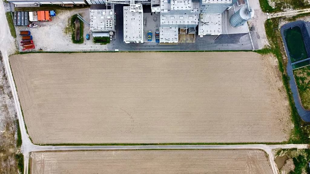 Immobilie mieten in Amstetten – 11 666 m² – Bild 2 von 4