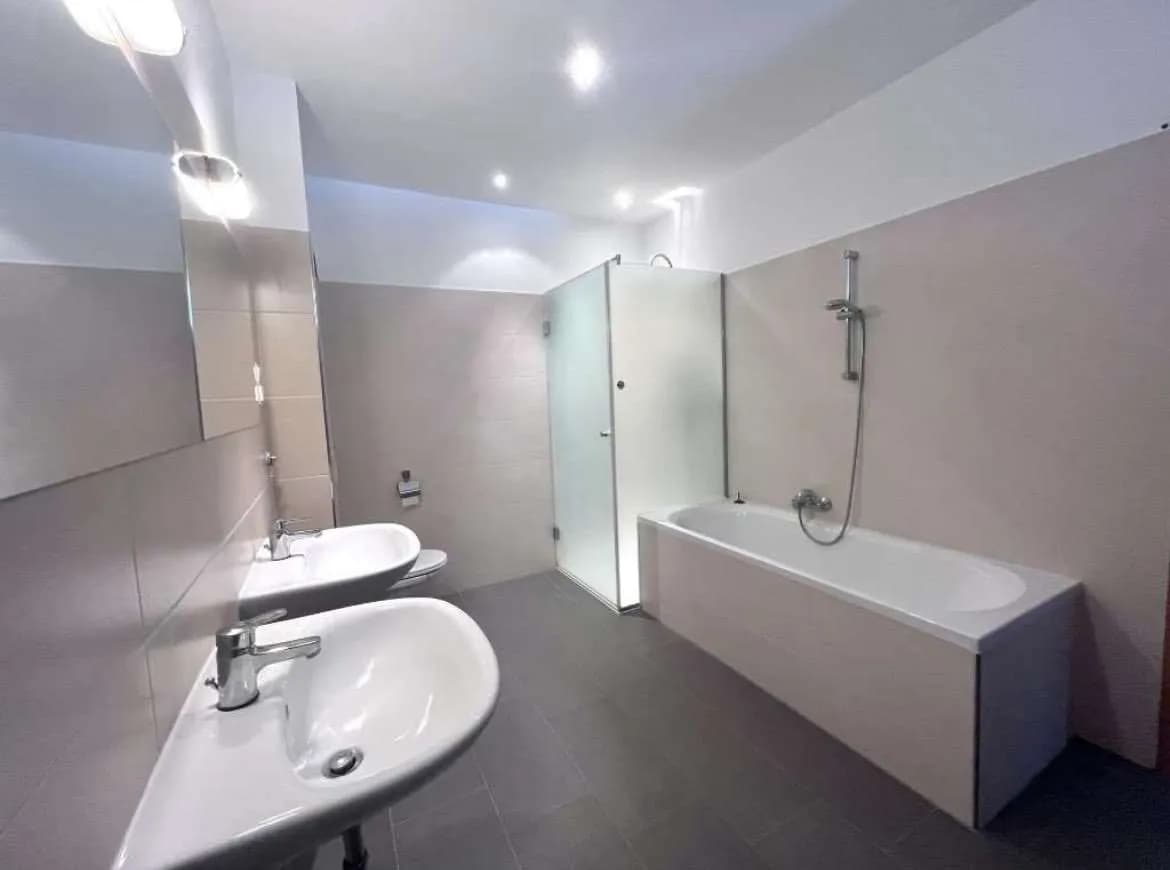 4-Zimmer-Wohnung mieten in Mödling – 134 m², € 2.500 – Bild 7 von 20