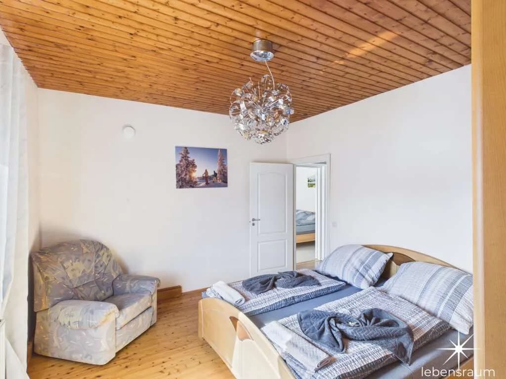 11-Zimmer-Gewerbeimmobilie kaufen in Feldkirchen – 300 m², € 949.000 – Bild 14 von 24