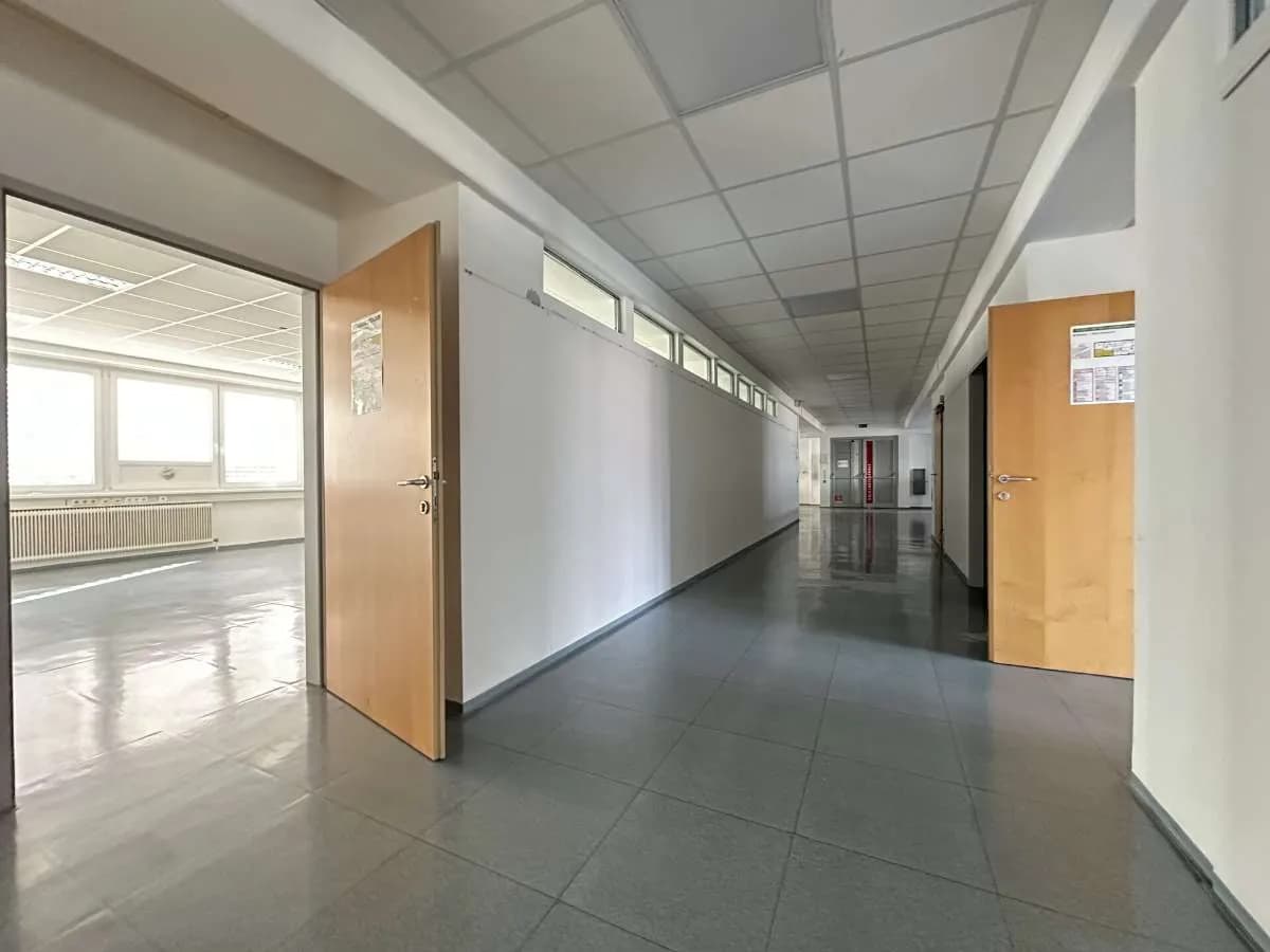 Gewerbeimmobilie mieten in Wien – 580 m², € 10 – Bild 7 von 10
