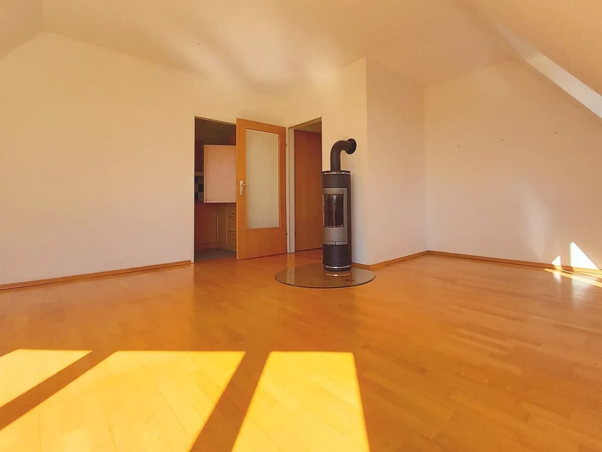 3-Zimmer-Wohnung mieten in Baden – 71 m², € 931 – Bild 1 von 10