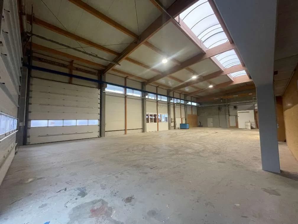 Gewerbeimmobilie mieten in Wels-Land – 600 m², € 4.500 – Bild 10 von 22