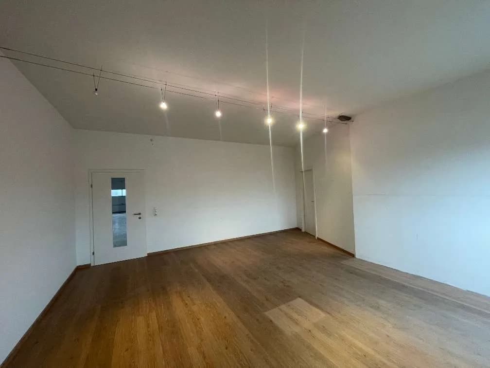 Gewerbeimmobilie mieten in Wels-Land – 600 m², € 4.500 – Bild 19 von 22