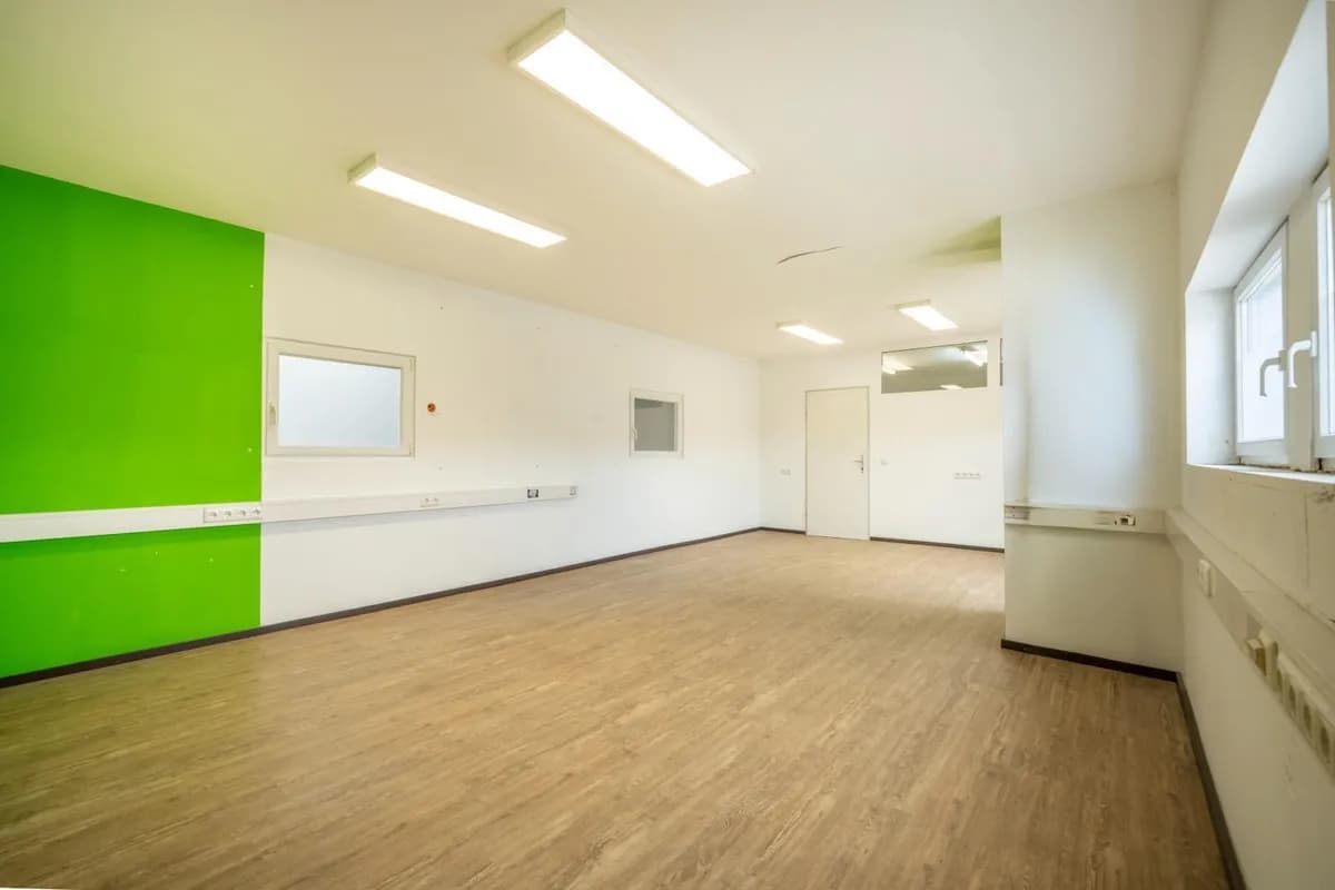 Gewerbeimmobilie mieten in Salzburg-Umgebung – 551 m², € 4.442 – Bild 12 von 19