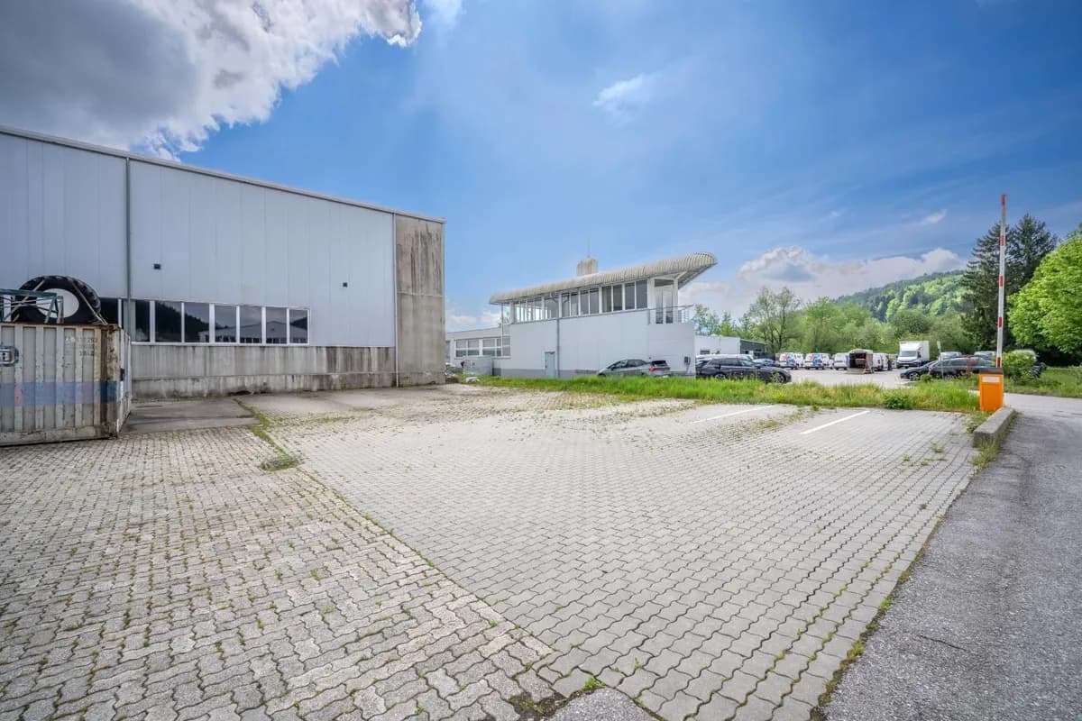 Gewerbeimmobilie mieten in Salzburg-Umgebung – 551 m², € 4.442 – Bild 17 von 19