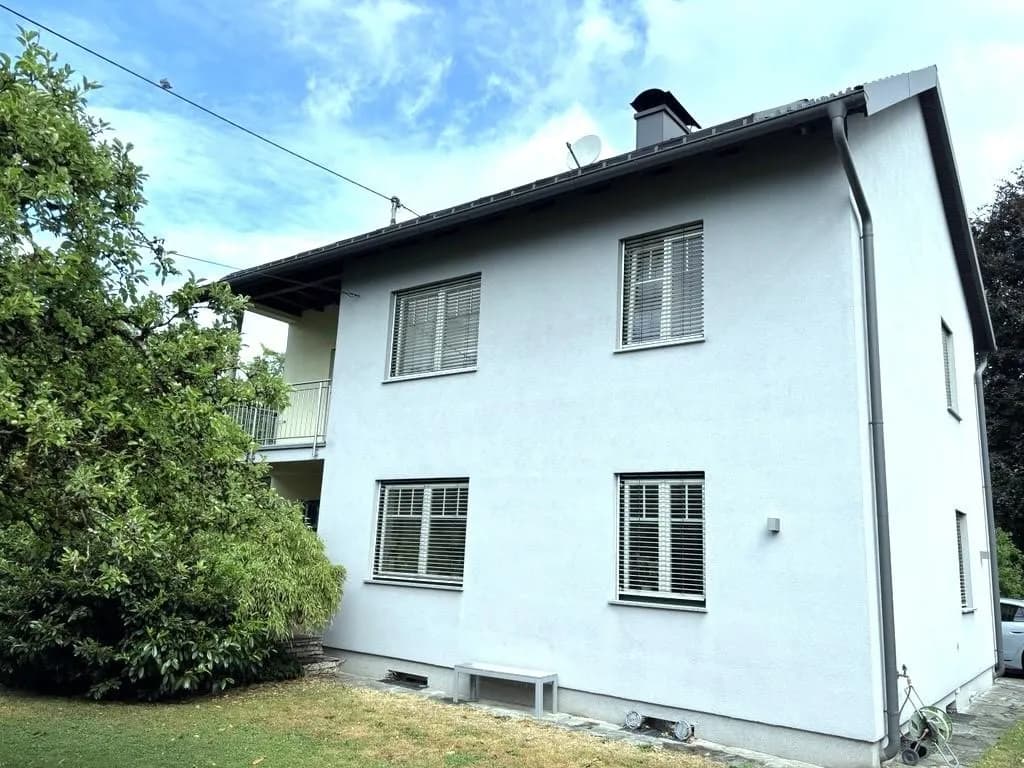 6-Zimmer-Haus kaufen in Vöcklabruck – 149,7 m², € 630.000 – Bild 3 von 15