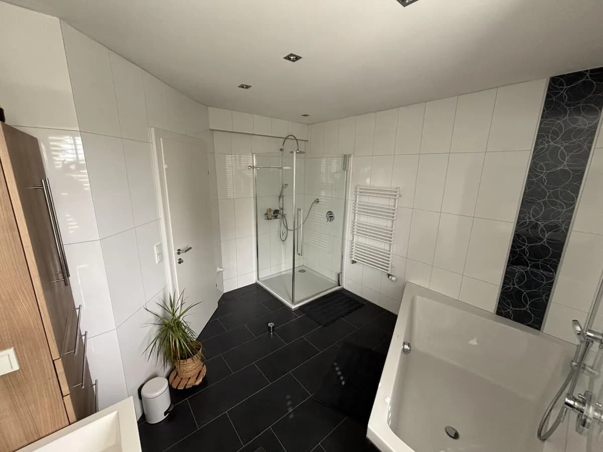 6-Zimmer-Haus kaufen in Vöcklabruck – 149,7 m², € 630.000 – Bild 11 von 15