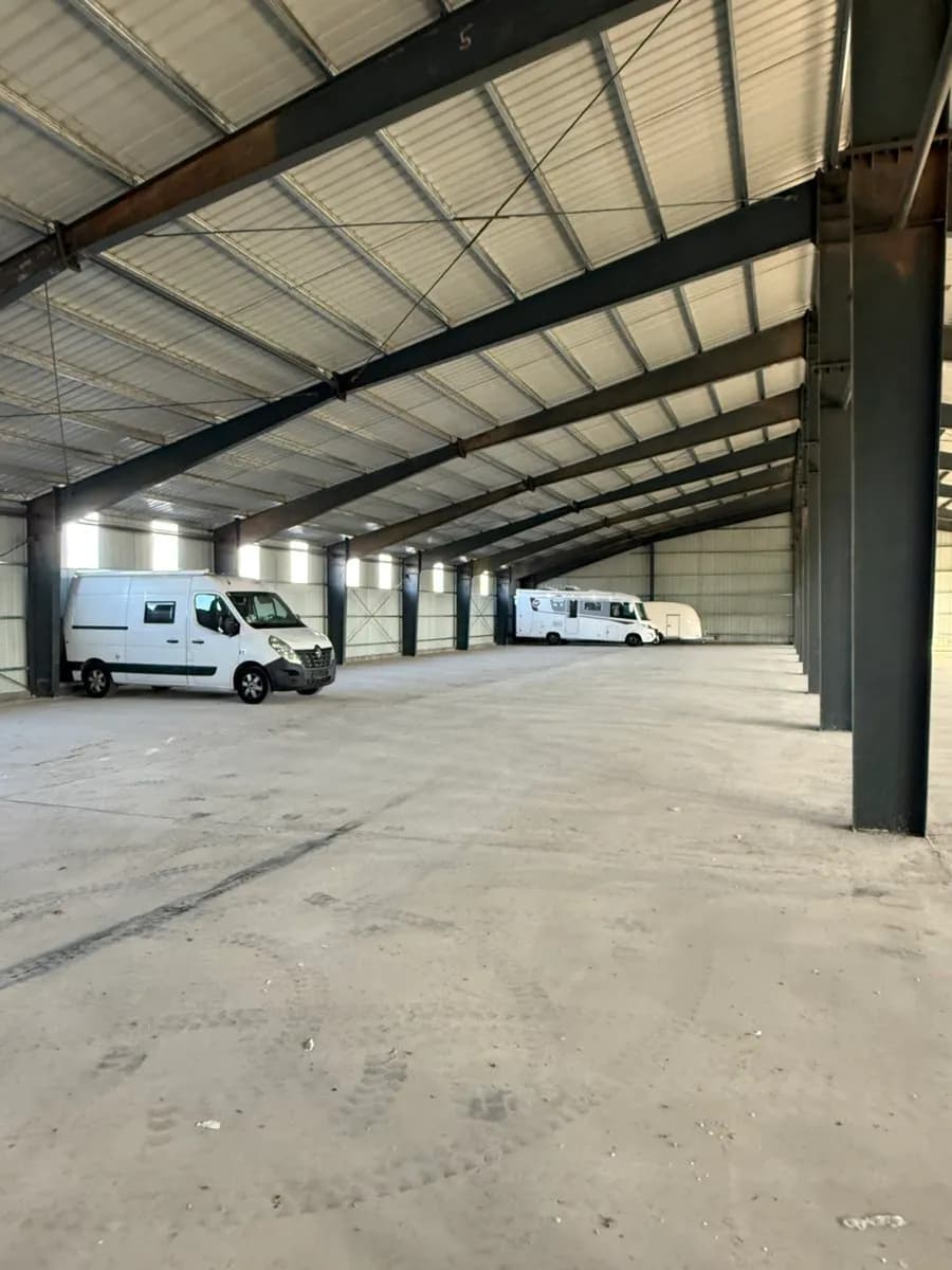 Gewerbeimmobilie mieten in Gänserndorf – 1 750 m², € 5 – Bild 3 von 3