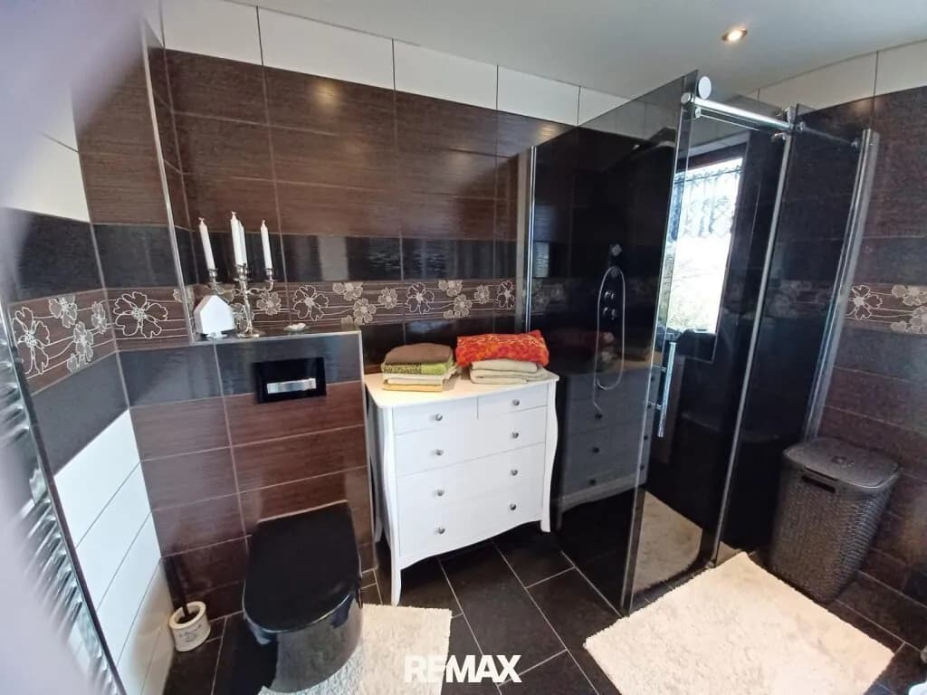 5-Zimmer-Haus kaufen in Mistelbach – 200 m², € 395.000 – Bild 13 von 31