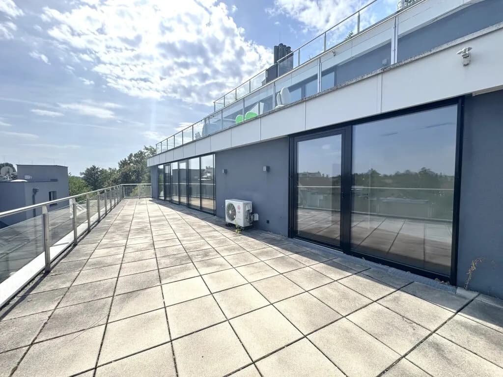 3-Zimmer-Wohnung mieten in Wien – 72 m², € 2.000