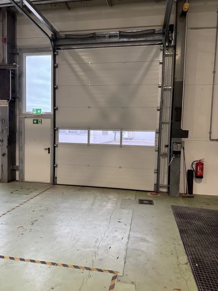 Gewerbeimmobilie mieten in Mödling – 2 515 m² – Bild 8 von 11