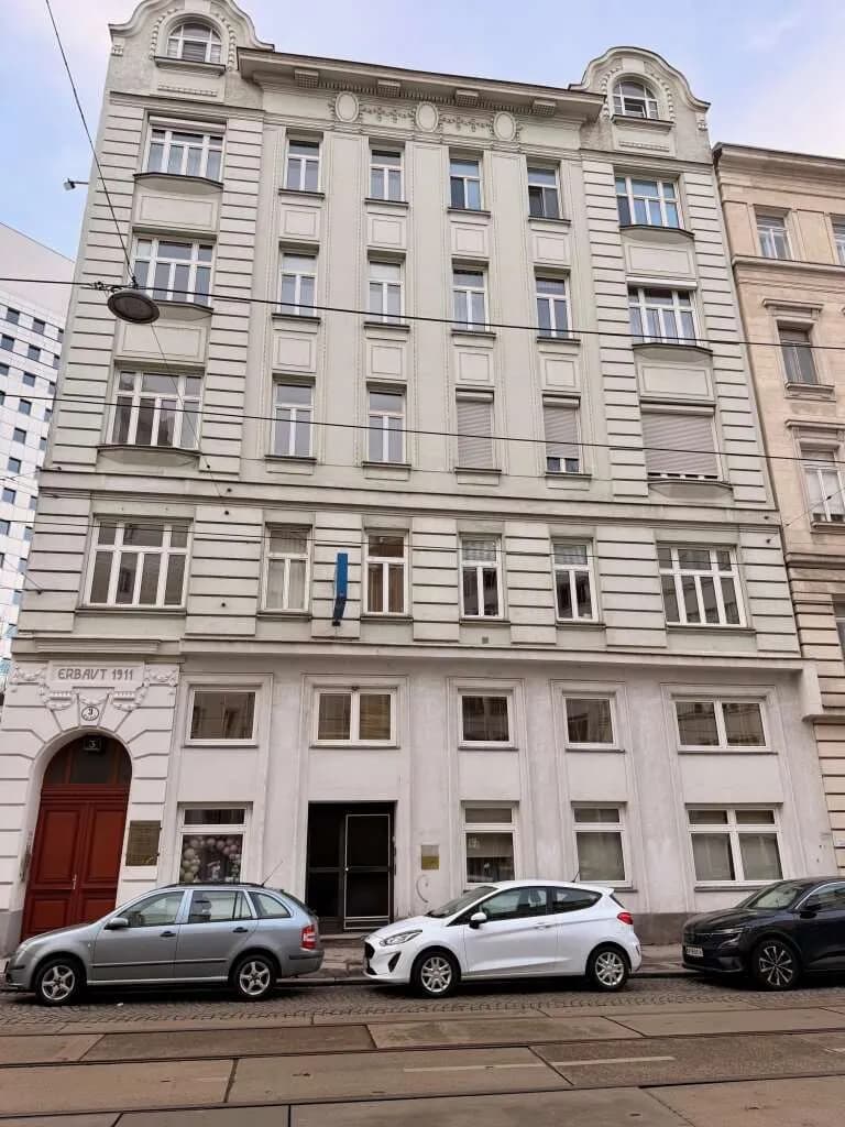 2-Zimmer-Gewerbeimmobilie mieten in Wien – 67 m², € 1.083 – Bild 1 von 7