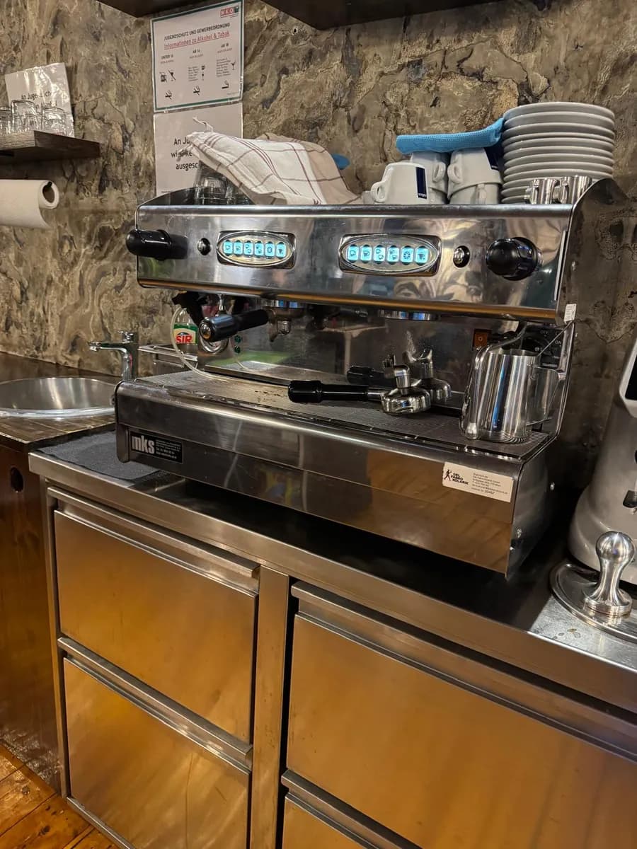 Gewerbeimmobilie mieten in Wien – 530 m², € 3.687 – Bild 17 von 23