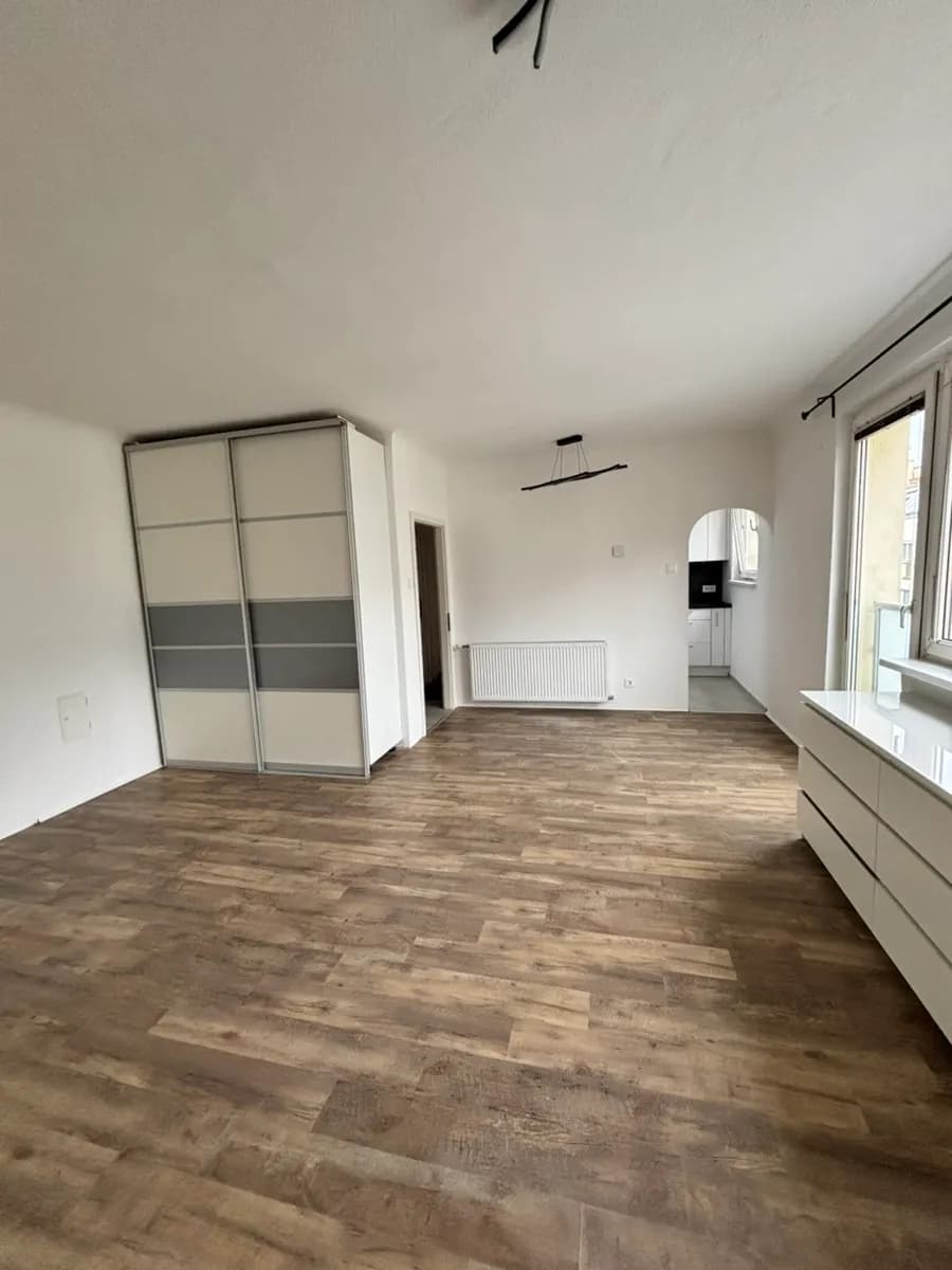 1-Zimmer-Wohnung mieten in Wien – 38 m², € 850 – Bild 8 von 21