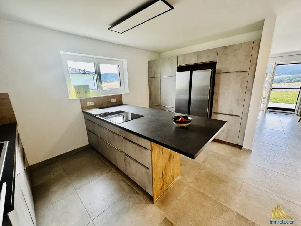 4-Zimmer-Haus kaufen in Vöcklabruck – 139 m², € 539.000 – Bild 2 von 13
