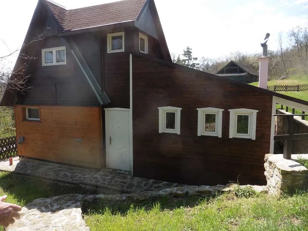 4-Zimmer-Haus mieten in Hollabrunn – 120 m², € 1.200 – Bild 2 von 10