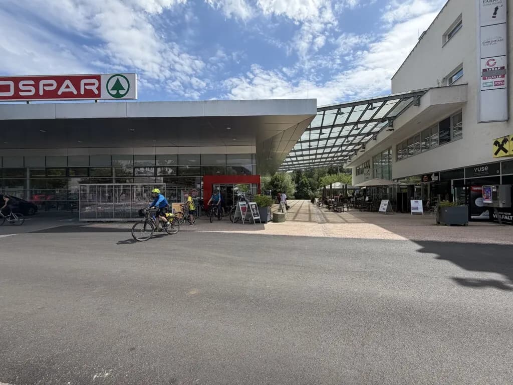 Gewerbeimmobilie mieten in Urfahr-Umgebung – 149 m², € 3.039