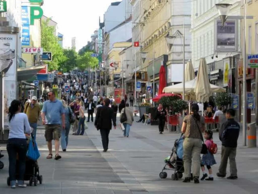 Gewerbeimmobilie mieten in Wien – 105 m², € 4.600 – Bild 6 von 9