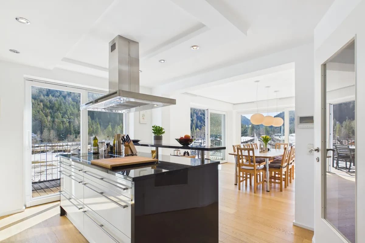 14-Zimmer-Gewerbeimmobilie kaufen in Kitzbühel – 545 m², € 2.490.000 – Bild 6 von 24