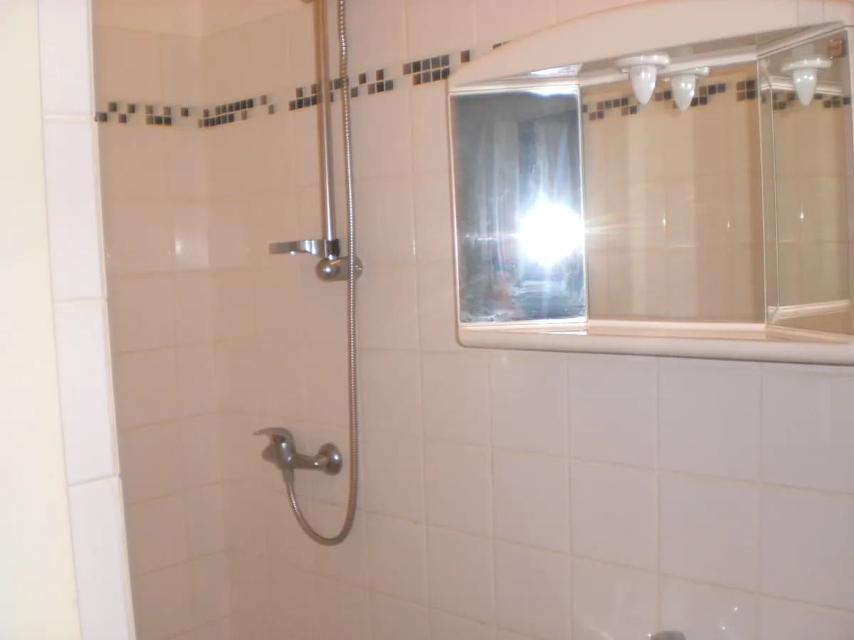 1-Zimmer-Gewerbeimmobilie mieten in Wien – 31 m², € 478 – Bild 2 von 3